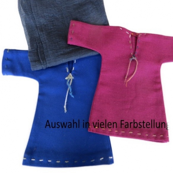 Kleider mit Handstichen plus Schleier